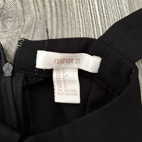 forever 21 black overalls jumpsuit - Picture 3 of 3